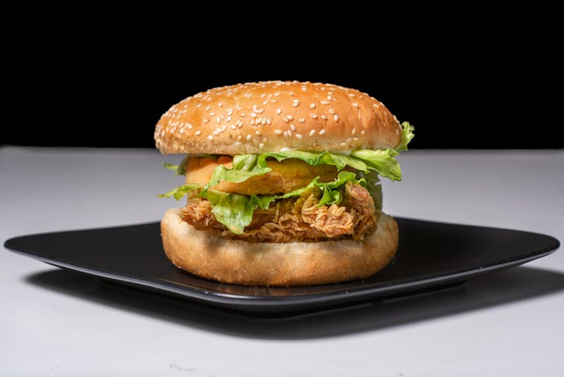 Spicy sriracha chicken slider